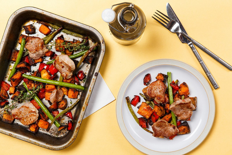 Baked Pork Chop with Roasted Peppers, Sweet Potatoes & Green Beans