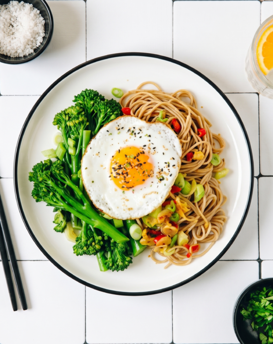Egg and Broccoli Soba Noodles with Ginger & Chilli