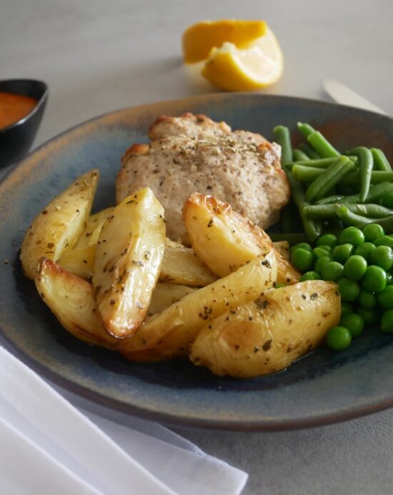 Feta & Basil Turkey Burger, Rough Cut Chips & Veggies