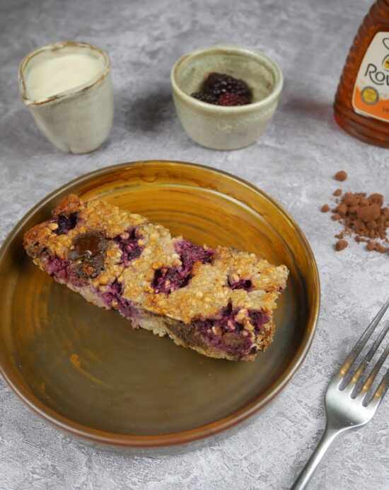 Blueberry & Choc Chip Baked Oats