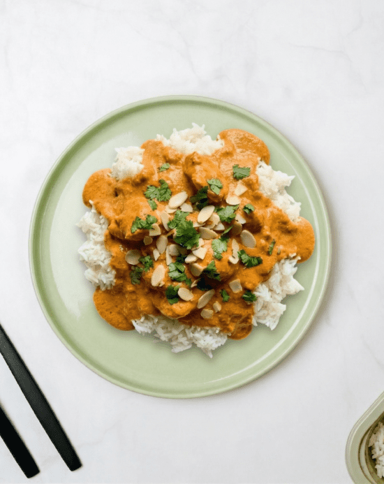 Mild Chicken Korma with Tomato and Flaked Almond